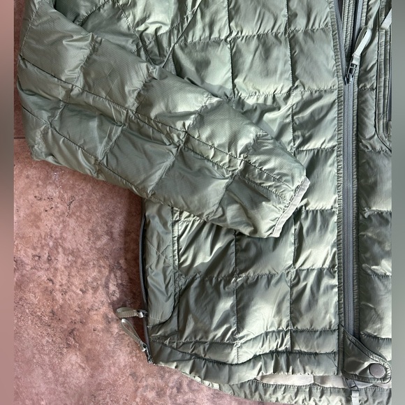 The Arrivals Hooded Down Jacket - Picture 3 of 5